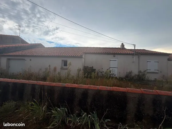 Maison de plain pied à Pornic la Ficaudiere Beau potentiel