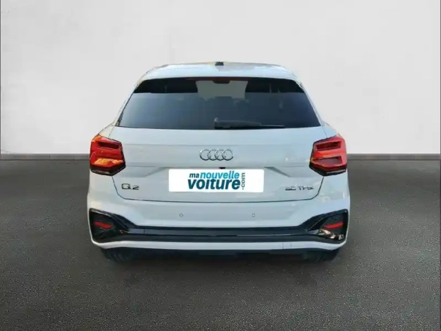 Audi Q2 35 tfsi 150 s tronic 7 — photo 5