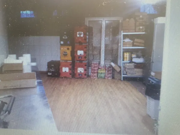 Loue local commercial tous commerces - 1 chambre, 30m², Saint-Denis (93)