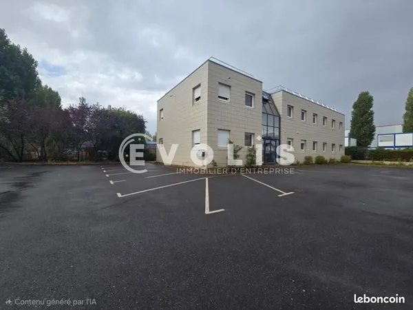 Local d'activité 1 949 m²