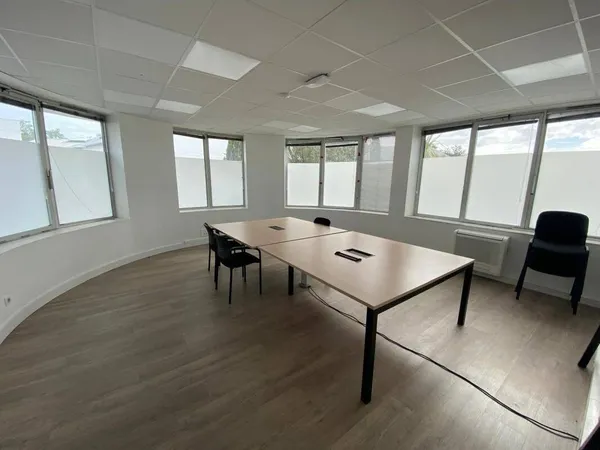 Bureaux 440 m²