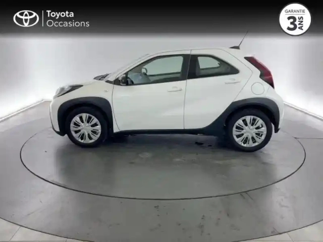 Toyota Aygo X 1.0 vvt-i 72ch dynamic my23 — photo 3