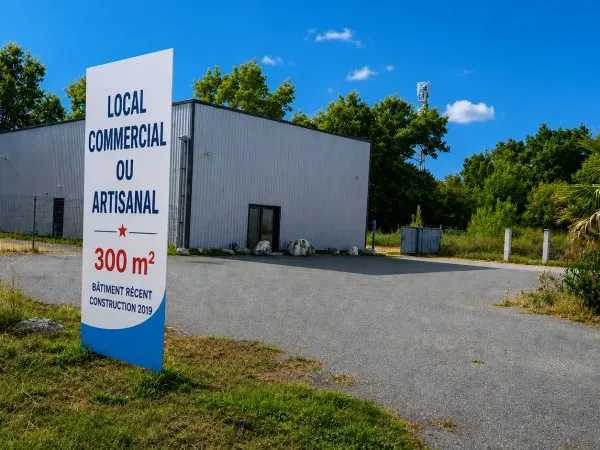 LOCAL COMMERCIAL / ARTISANAL 309 m2 DPE A Construction 2019 -