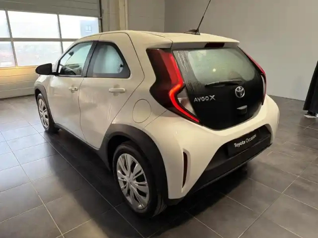 Toyota Aygo X 1.0 vvt-i 72ch dynamic s-cvt my24 — photo 4