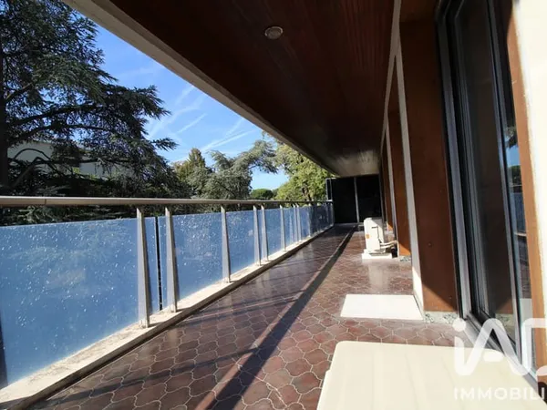 Appartement 4 pièces 145 m²