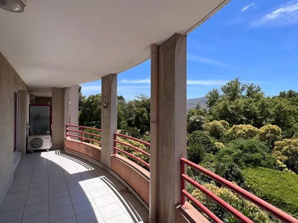 Superbe T2 Bis 53m2 + Terrasse 14m2 plein Sud sans vis-à-vis - Marseille 13012