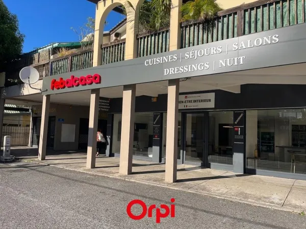 ORPI SAINT GILLES LES BAINS - Bien Commercial À Vendre