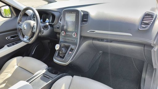 Renault Grand Scenic 1.6 dCi 130 Energy - Intens – 2017 – 138752 km – Diesel – Boîte Manuelle — photo 23