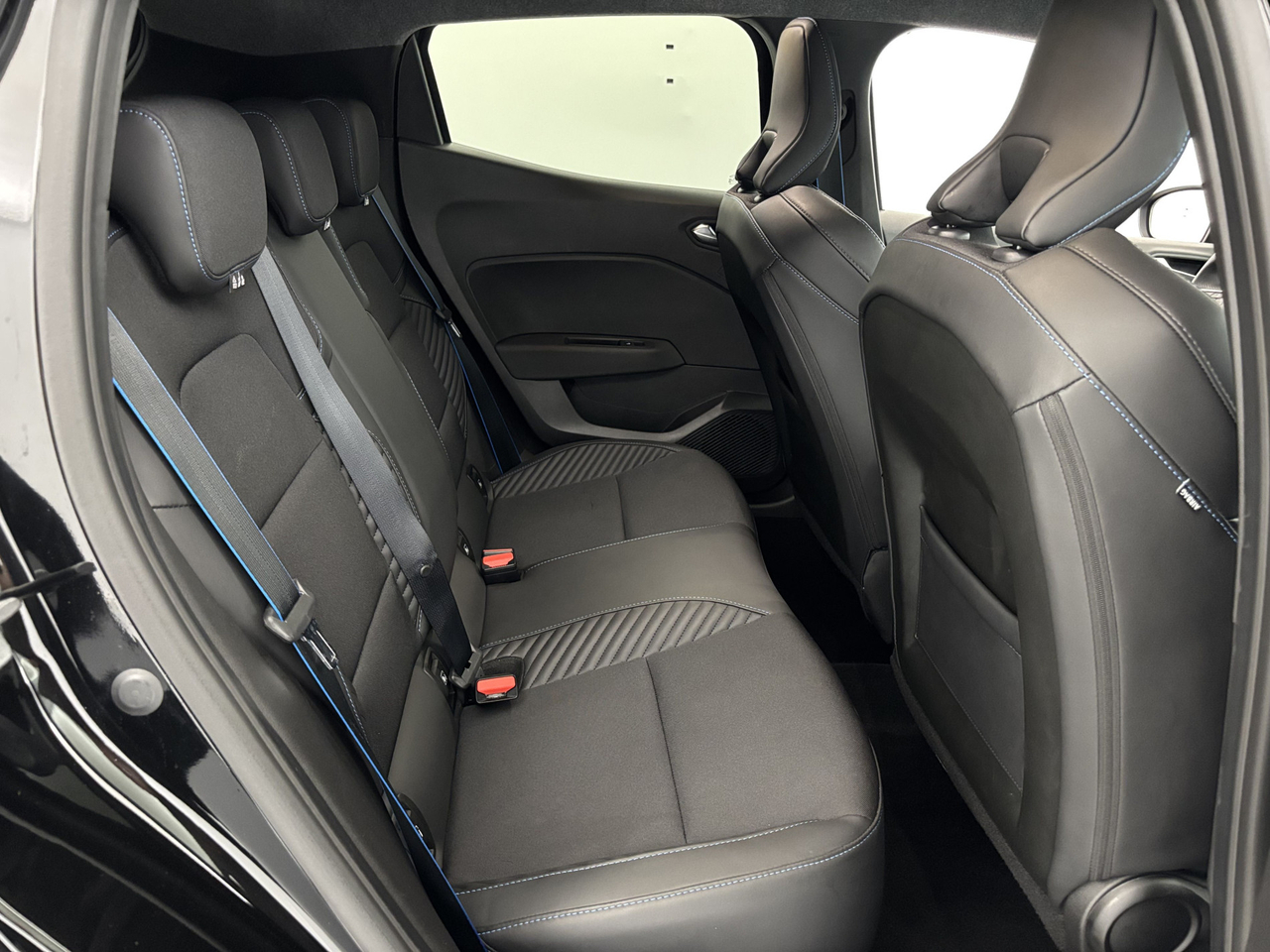 Renault Clio 5 — photo 16