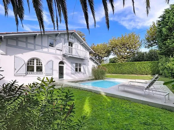 Maison 5 pièces 154 m²