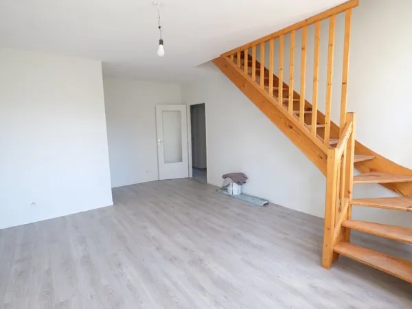 Appartement F4 en duplex entièrement rénové en 2021