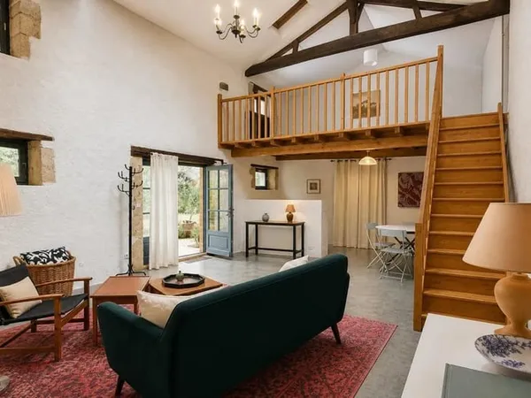 Ensemble immobilier de caractère de 290 m2 avec Gîte - Noaillan