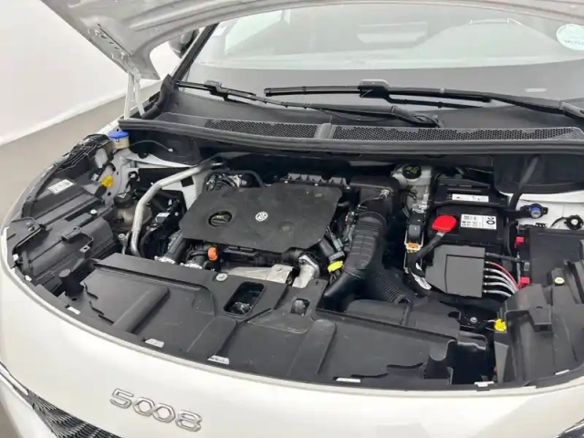 Peugeot 5008 bluehdi 130ch s&amp;s eat8 — photo 15