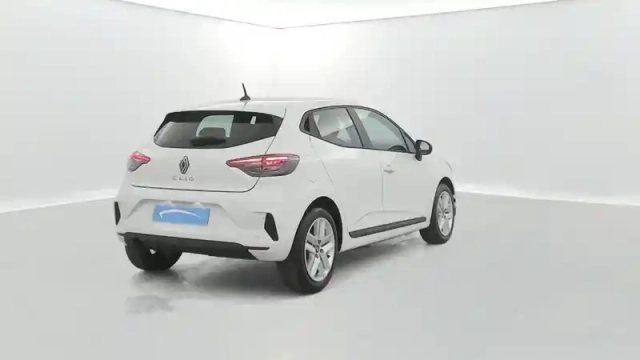 Renault Clio blue dci 100 ch gsr2 — photo 31