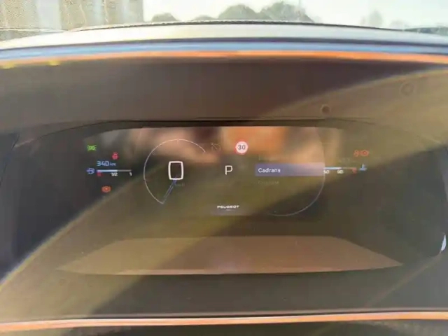 Peugeot 208 hybrid 145 ch e-dcs6 — photo 10