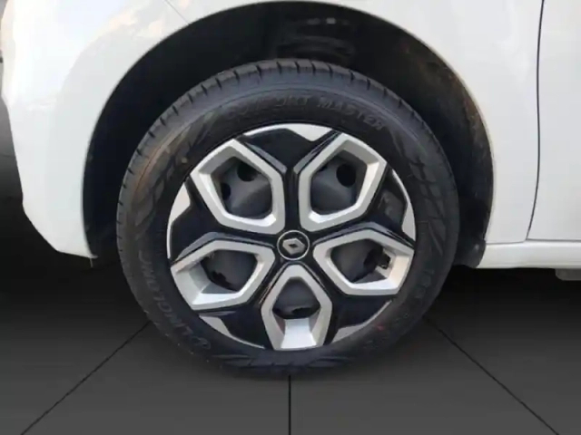 Renault Twingo e-tech electric equilibre r80 achat intégral — photo 11