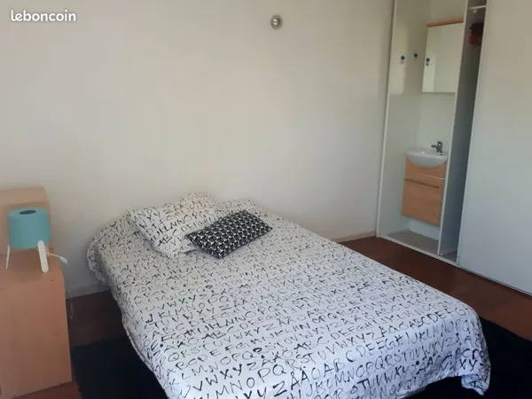 2nd chambre dispo Villejean residence Lebriac