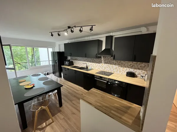 Chambres lumineuses en colocation rénovée - métro à 4 min