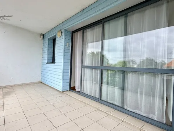 LES MINIMES - TERRASSE ET STATIONNEMENT !