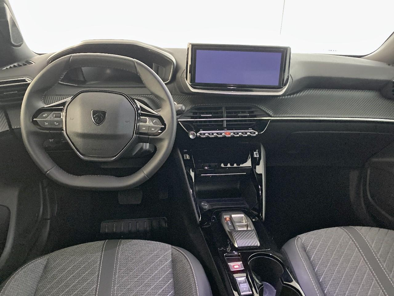 Peugeot 2008 hybrid 145 ch e-dcs6 allure — photo 8