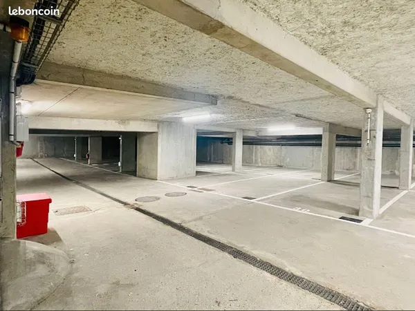 Parking/box ROUEN