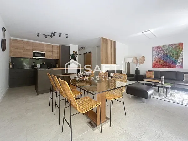 La Hume - Élégant appartement T5 de 95 m² avec jardin privatif, terrasse, garage piscine. Très belle