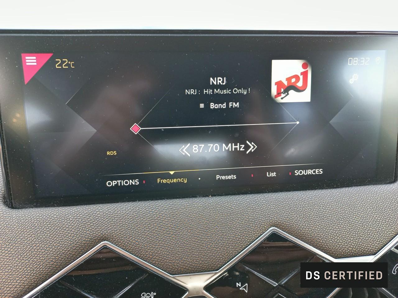 Ds Ds 3 crossback bluehdi 130 s&s eat8 business — photo 11