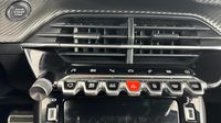 Peugeot 208 e-208 136ch GT — photo 19