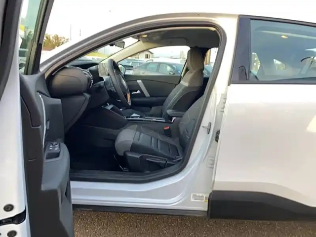 Citroën C4 x puretech 130 s&amp;s eat8 — photo 37
