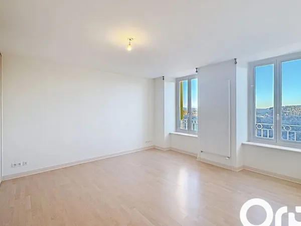 Appartement 3 pièces 80 m²