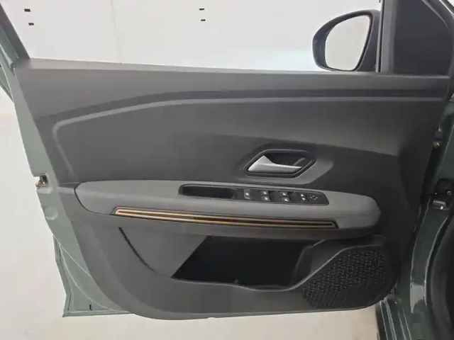 Dacia Sandero tce 90 cvt — photo 136