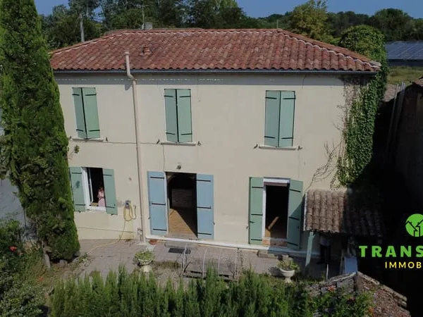 Maison de bourg de type girondine