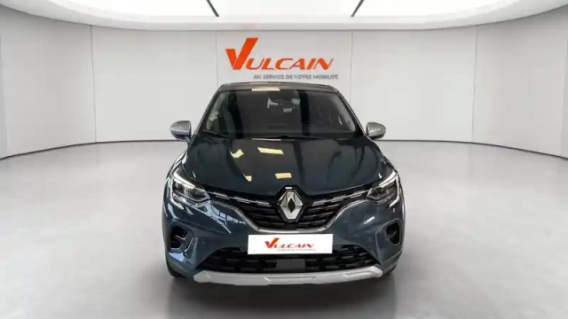 Renault Captur blue dci 115 edc — photo 12