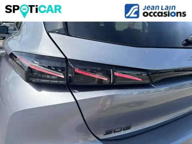 Peugeot 308 hybrid 145 e-dcs6 — photo 17