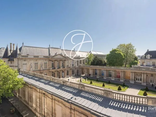 Appartement 5 pièces 140 m²