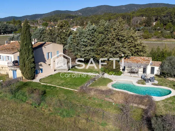 Mas provençal de 150 m² sur 2300 m² de terrain avec piscine et garage