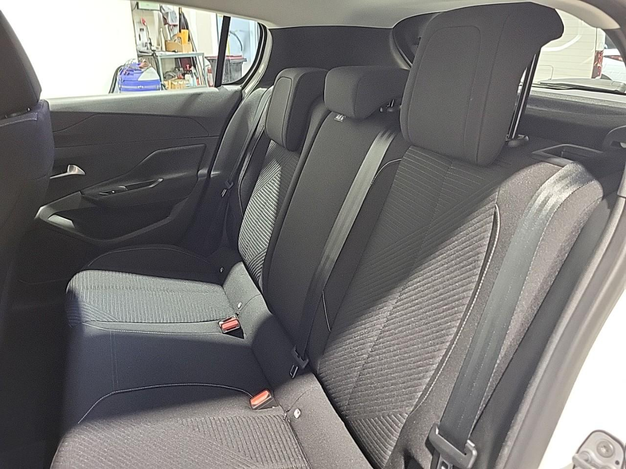 Peugeot 308 bluehdi 130ch s&s bvm6 active pack — photo 13