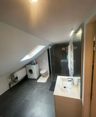 Charmant 2 pièces au calme disponible rapidement