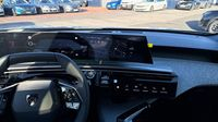 Peugeot 3008 1.2 Hybrid 145ch Allure e-DCS6 — photo 11