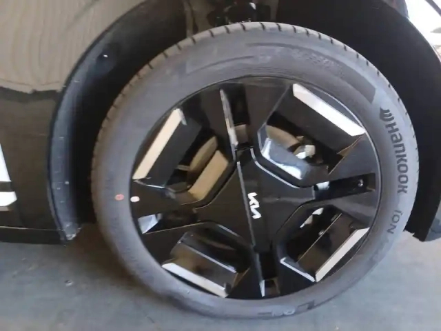 Kia Ev3 81.4 kwh 204 ch — photo 105