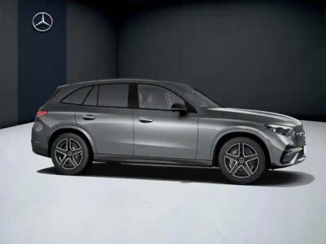 Mercedes Glc 300 e  hybrid eq 4matic am — photo 17