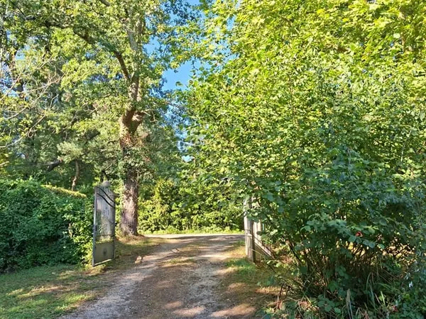 Maison 5 pièces 230 m²