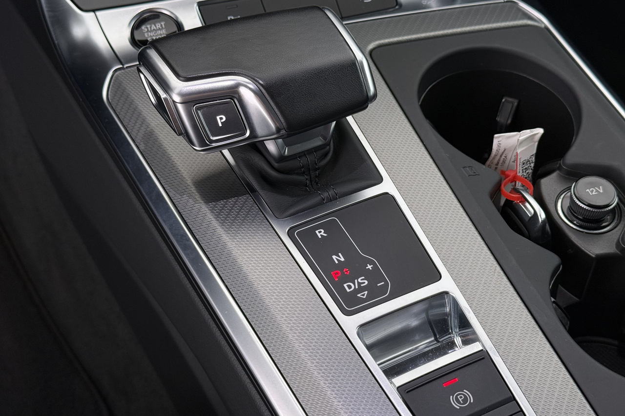 Audi A6 Avant — photo 20