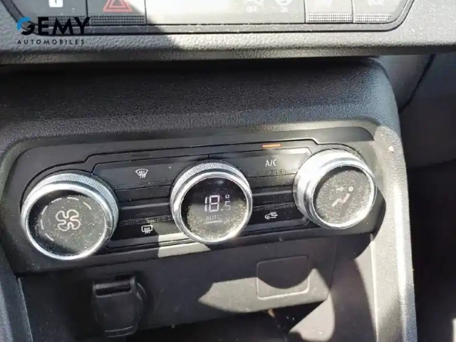 Dacia Sandero eco-g 100 — photo 15