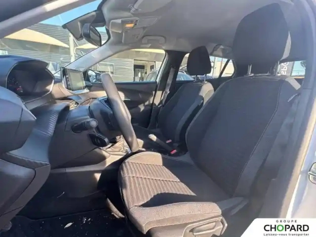 Peugeot 2008 puretech 100 s&amp;s bvm6 — photo 32