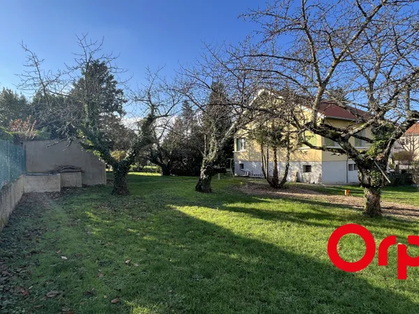 Terrain 691 m²