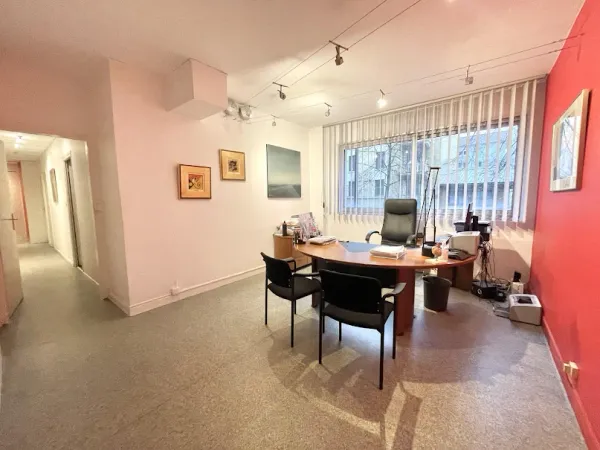 Appartement 10 pièces 215 m²