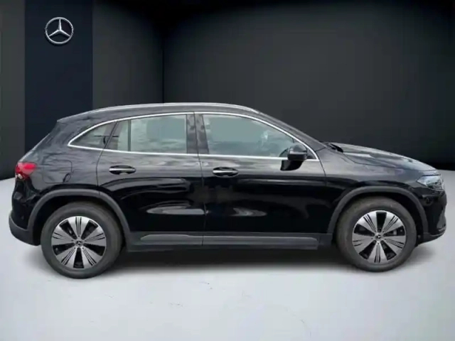 Mercedes Eqa 250 business line — photo 26