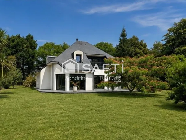 Maison contemporaine 169 m2 avec grand jardin