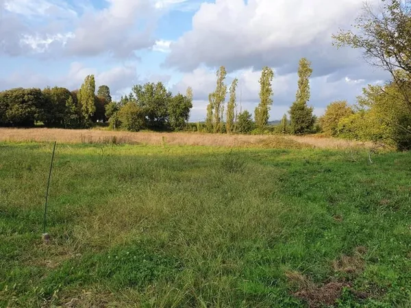 QUINSAC CENTRE TERRAIN DE 1193M²